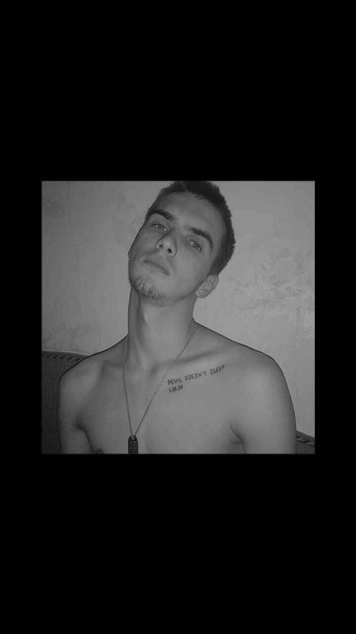  30596842  , 23 ,    