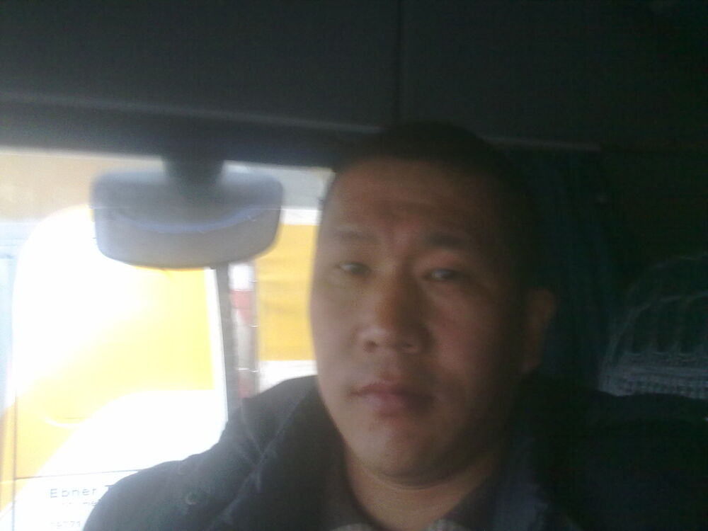  4174312  Artur, 45 ,    -