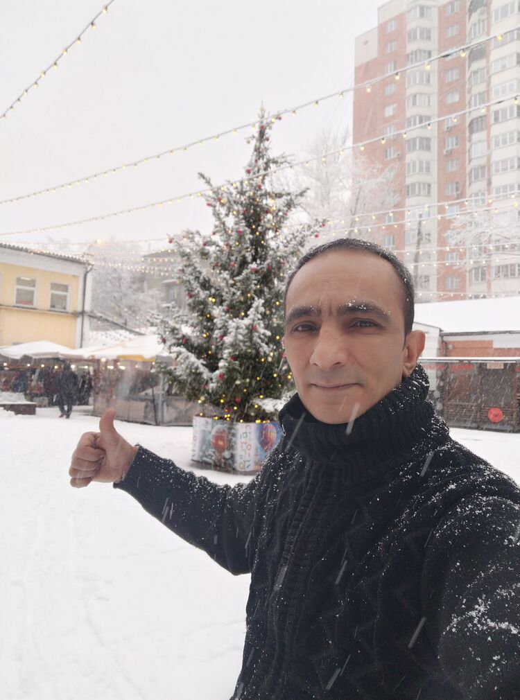  54806122  Aydin, 44 ,    