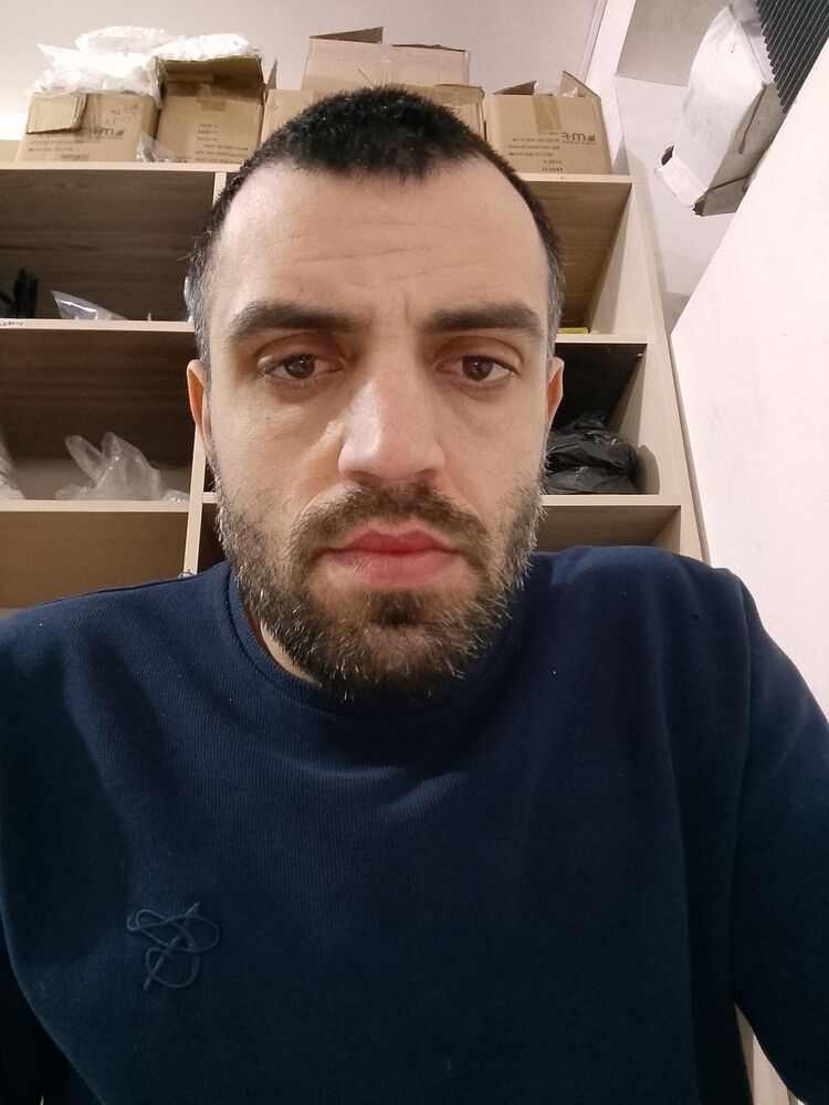  49176132  , 31 ,    