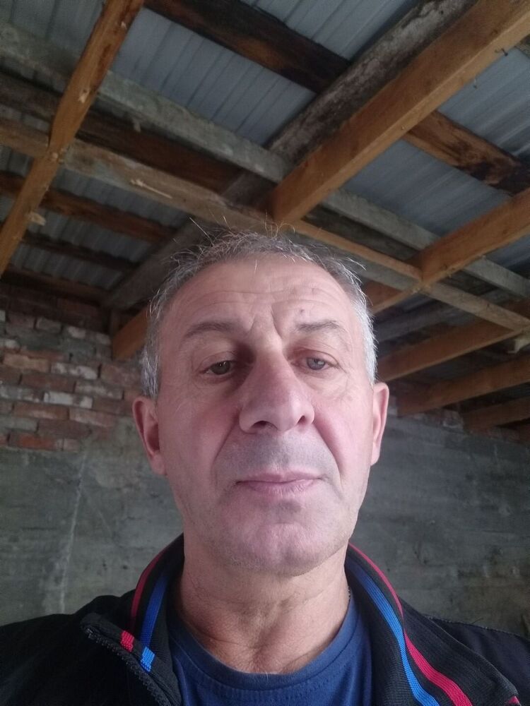  38288922  , 58 ,    