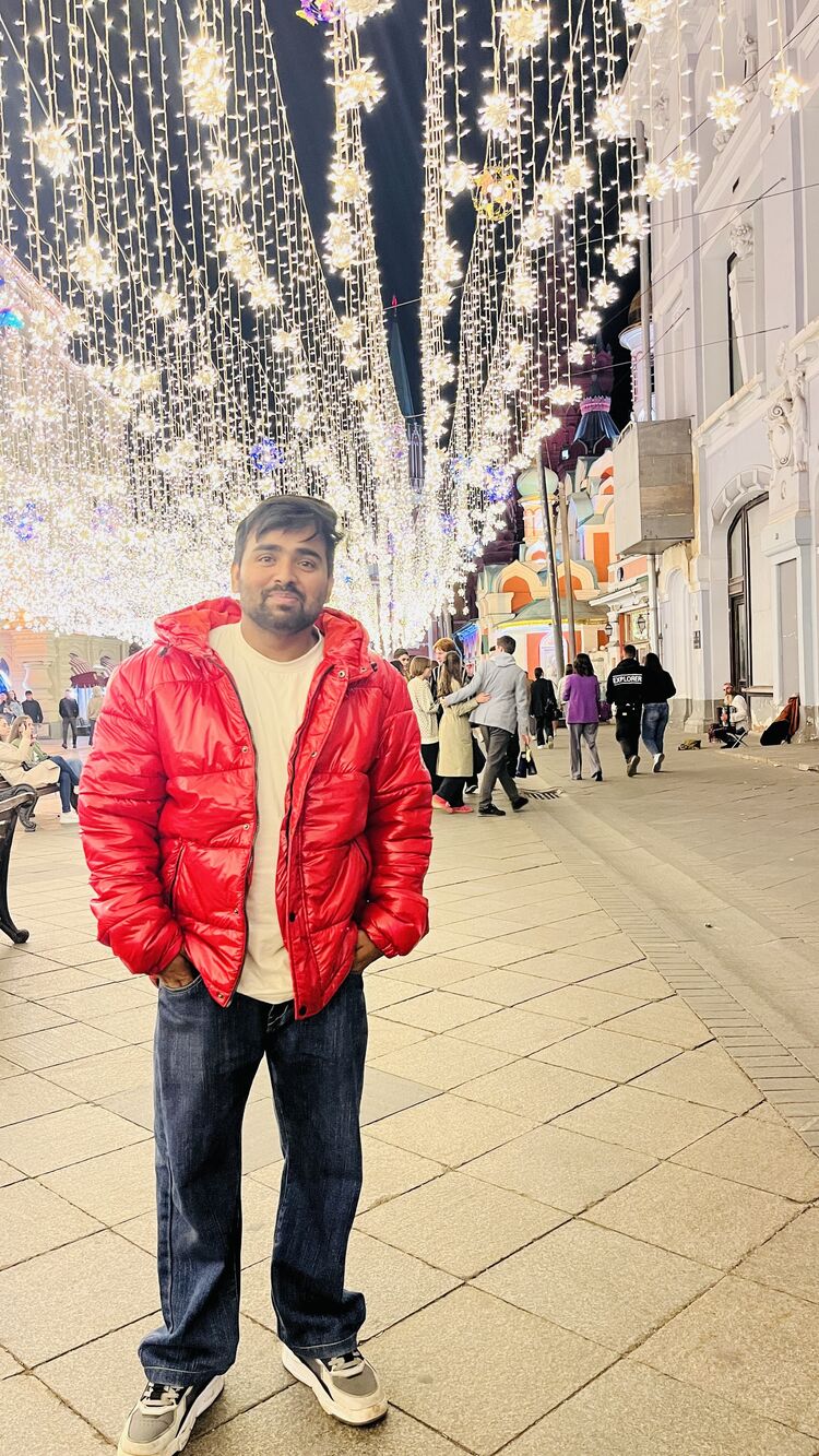  ,   Arjun, 22 ,   ,   