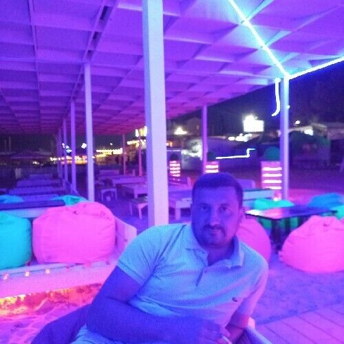  25185722  Stanislav, 37 ,    