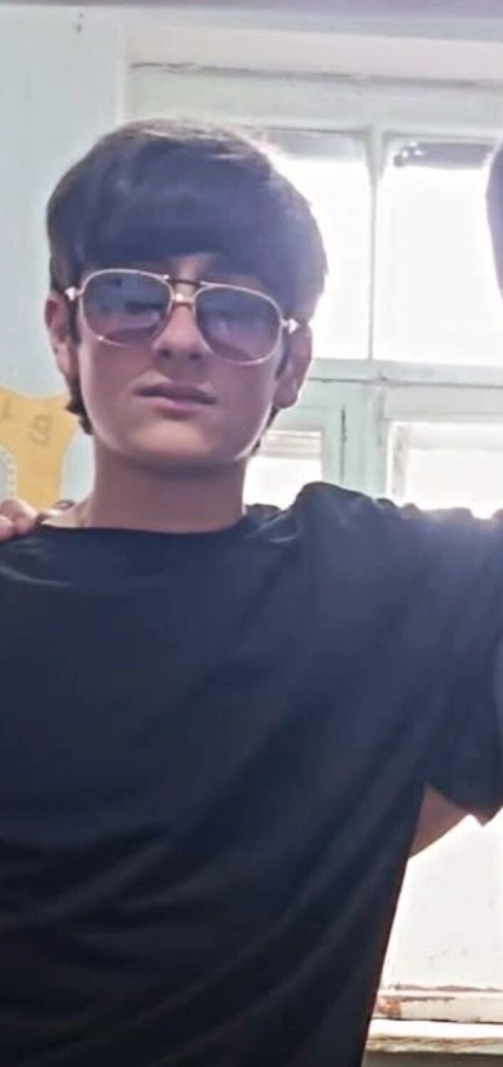  52598842  Moso, 18 ,    