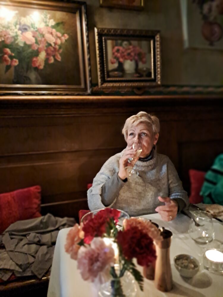  Chorzow,   , 58 ,   ,   