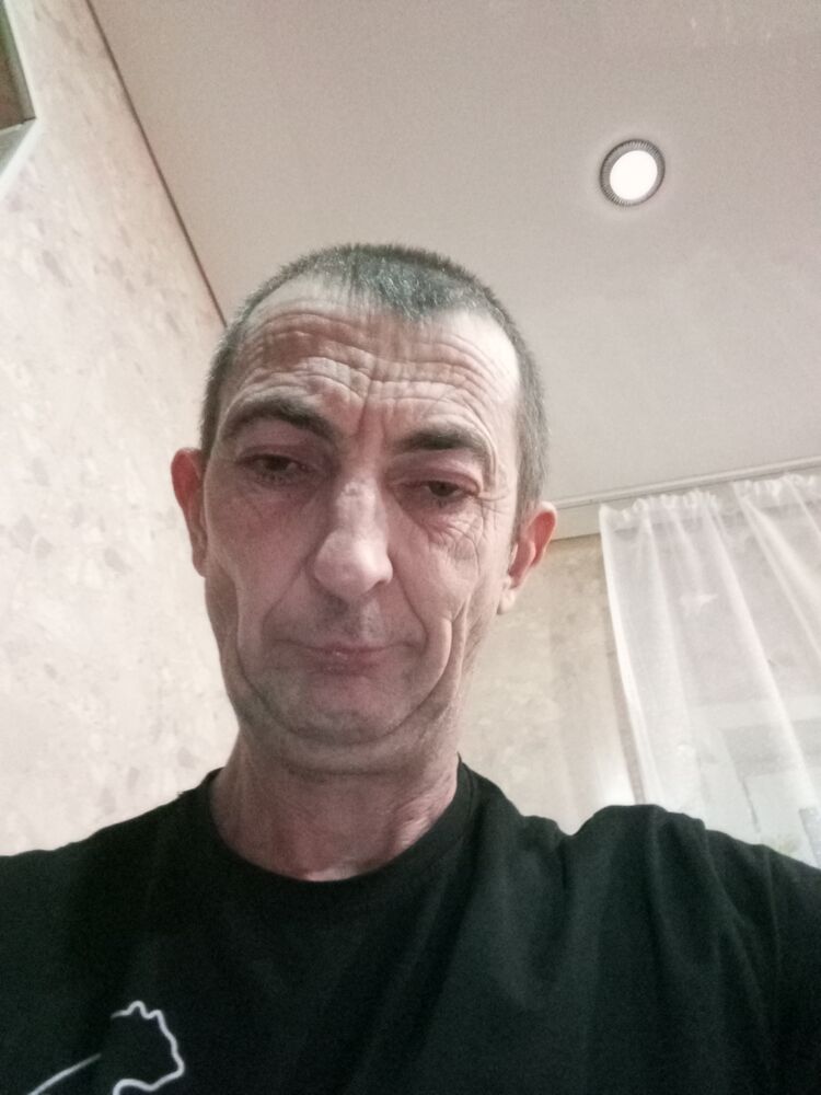  47664362  , 42 ,    