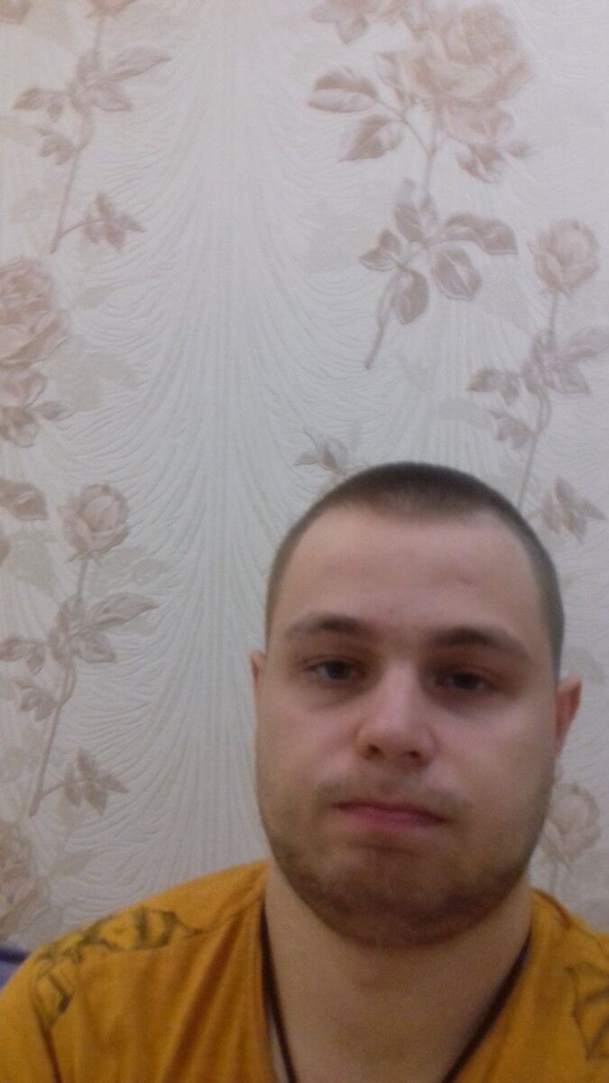  18549762  Mark, 28 ,    