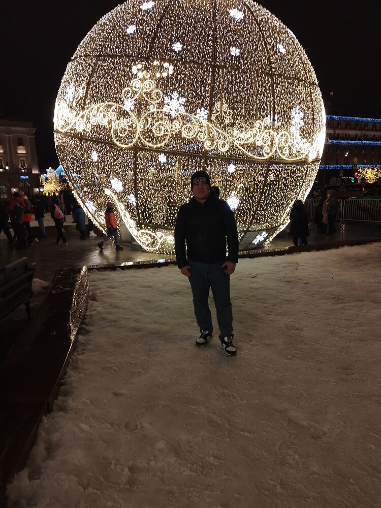  35288242  , 33 ,    -