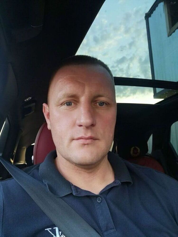  28040642  , 39 ,    