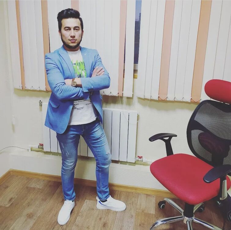  27515022  , 32 ,    -