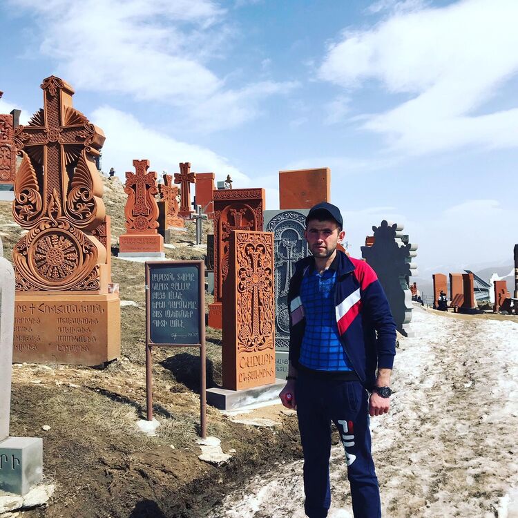  ,   Vardan, 28 ,   ,   