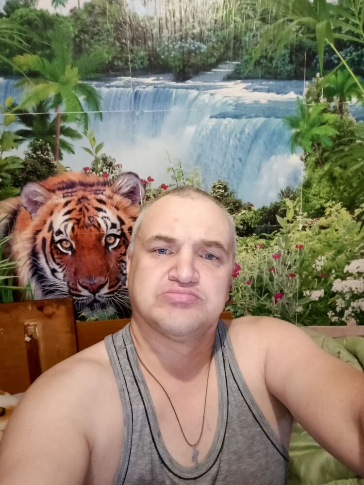  48400312  , 45 ,    
