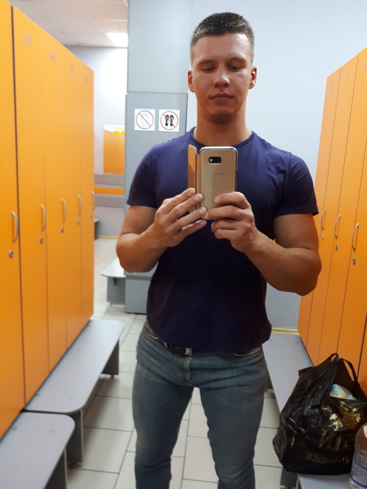  13589822  , 32 ,    