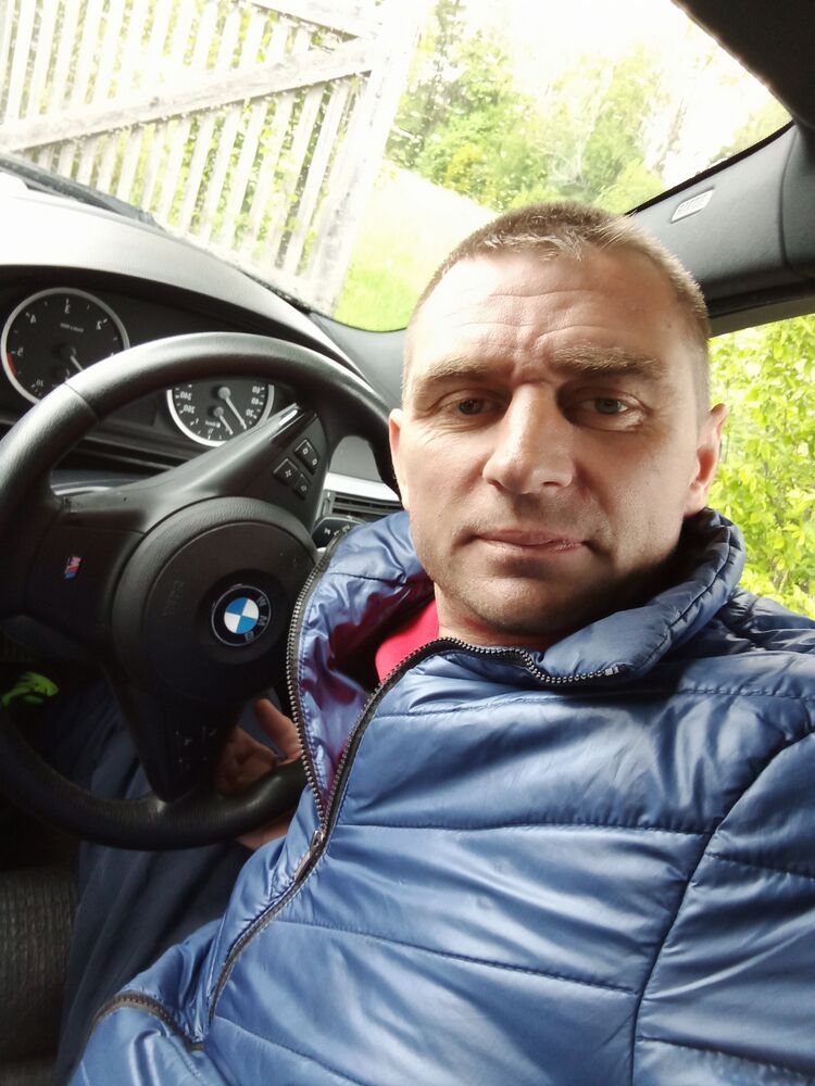  ,   Dima, 40 ,   ,   