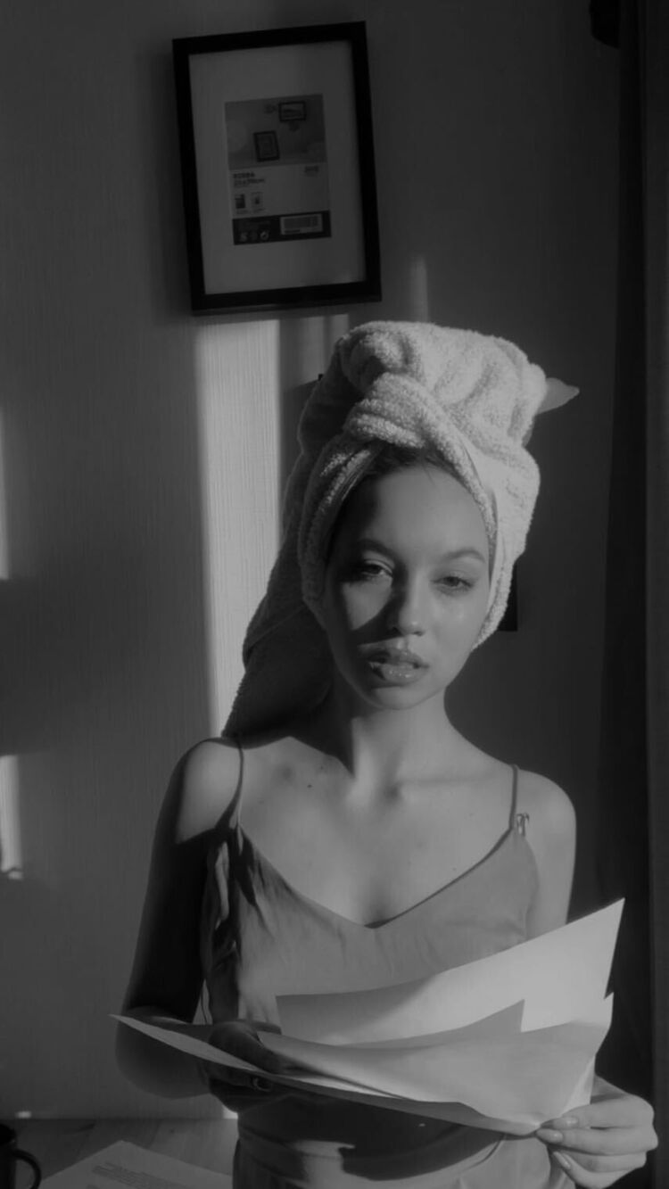  26263522  , 25 ,    -