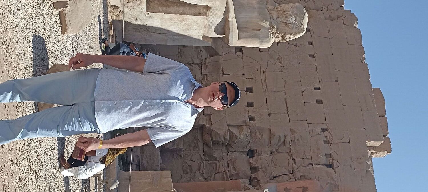  Utopia,   , 51 ,   ,   