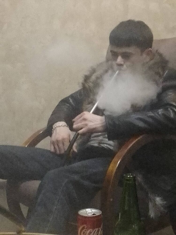  33240572  , 28 ,    