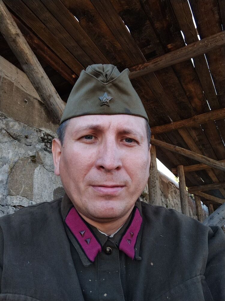  -,   , 44 ,   ,   