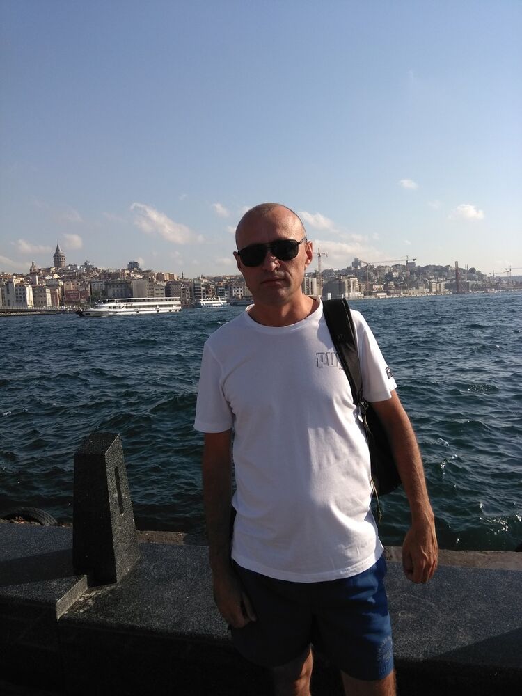  ,   AYRAT, 42 ,  