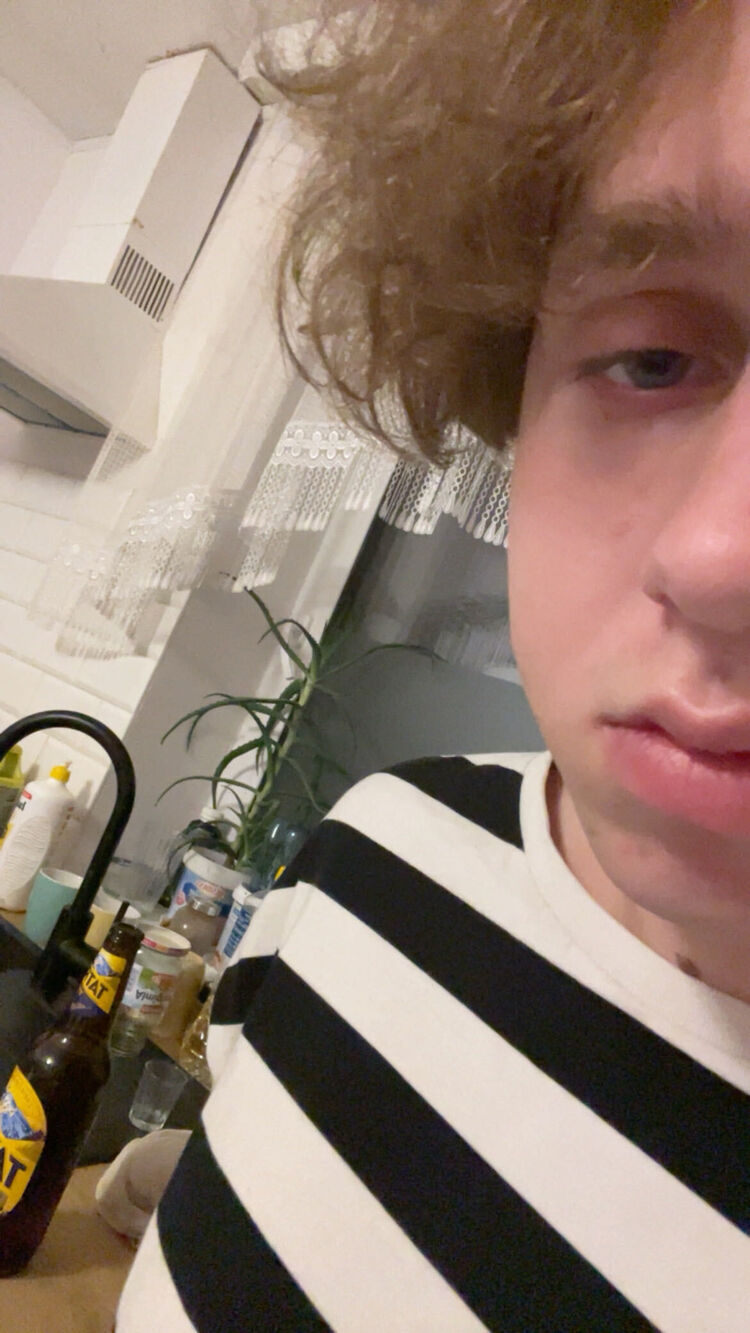 ���� 54806082 ����� ����, 18 ���, ���� ���������� � �����-����