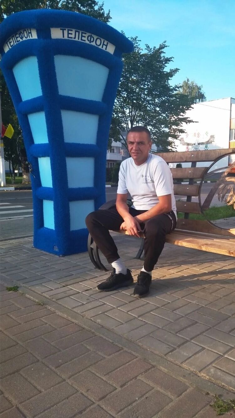  48950102  , 44 ,    