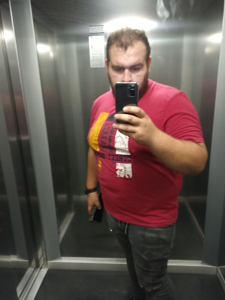  Backa Topola,   Srdjan, 28 ,   ,   