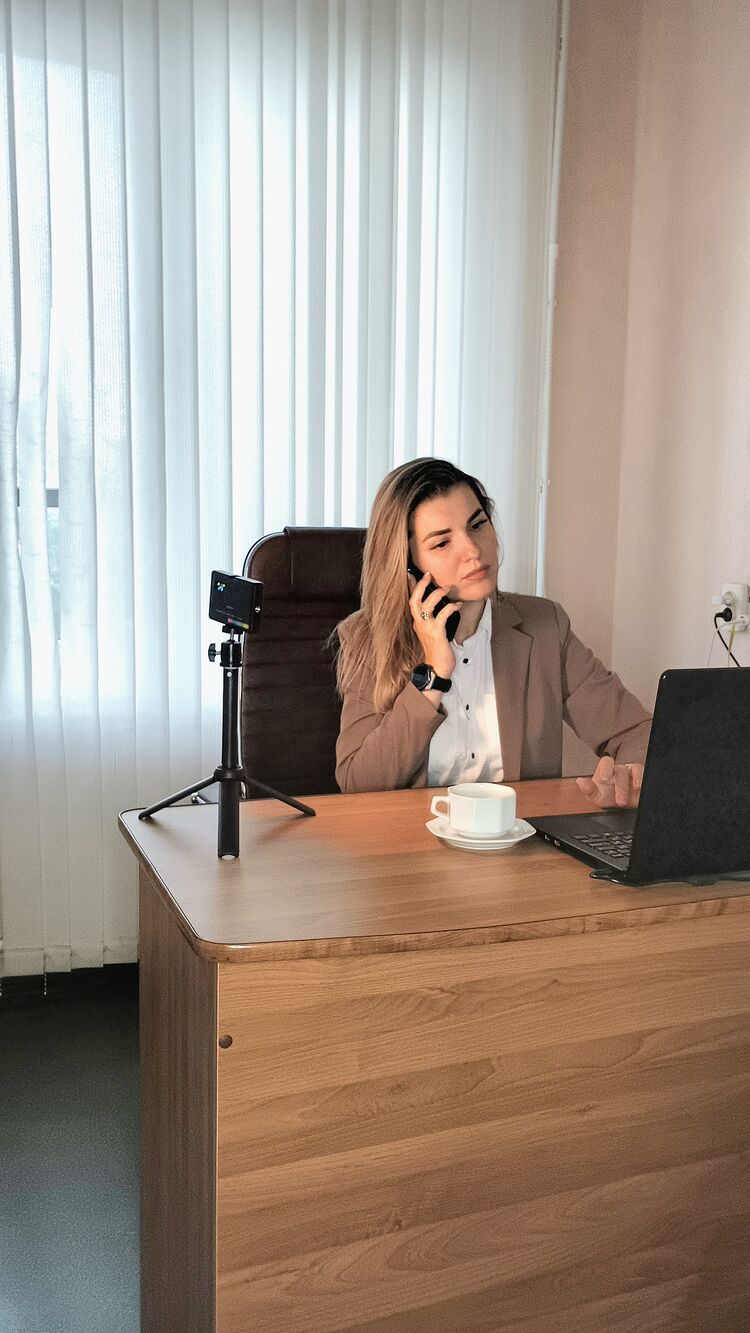   ,   Viktoria, 38 ,     , c 