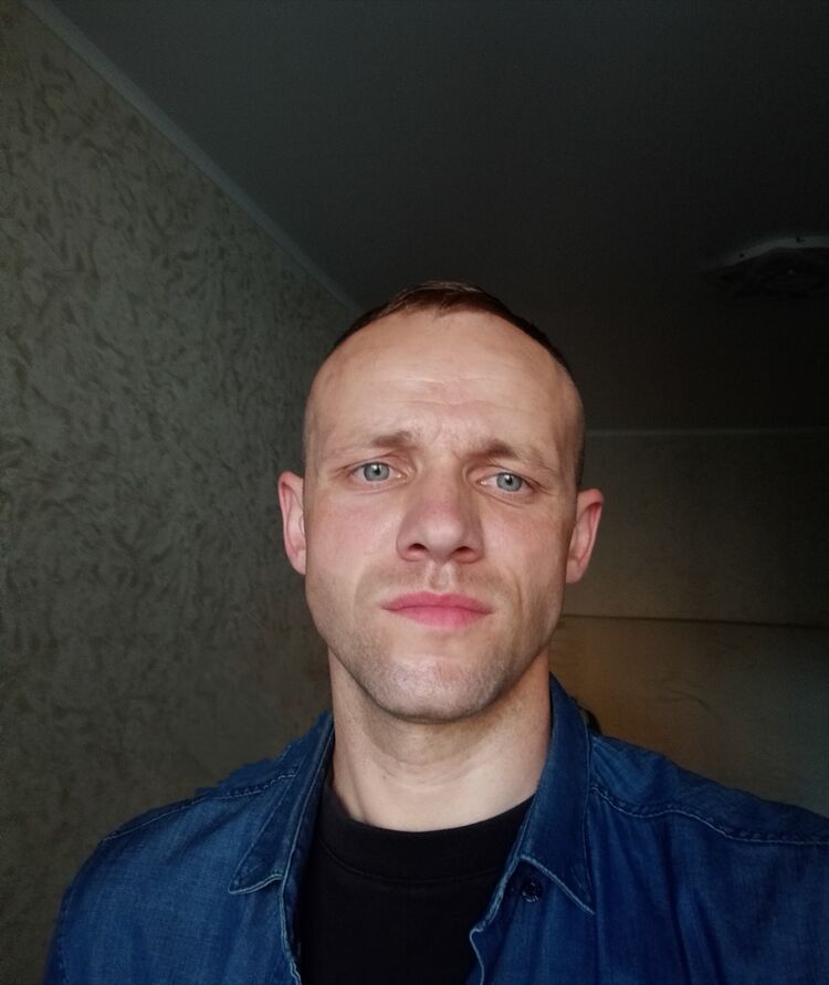  --,   , 32 ,     , c , 