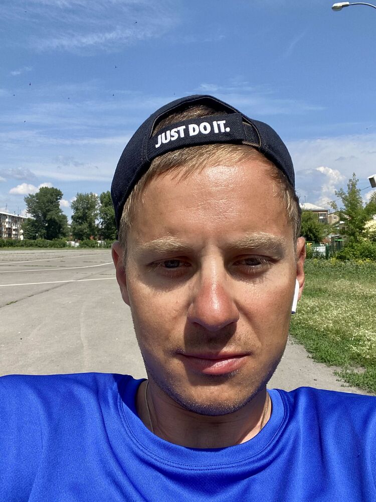  ,   Anton, 35 ,   ,   , c , 