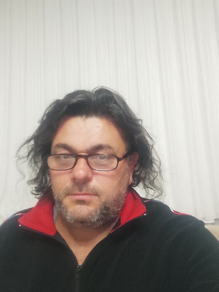  43612772  Turabi, 48 ,    