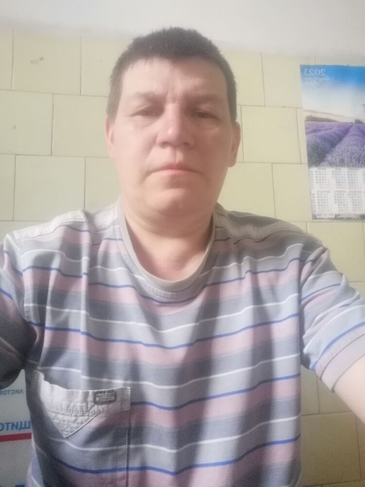  35336802  Aleks, 43 ,    