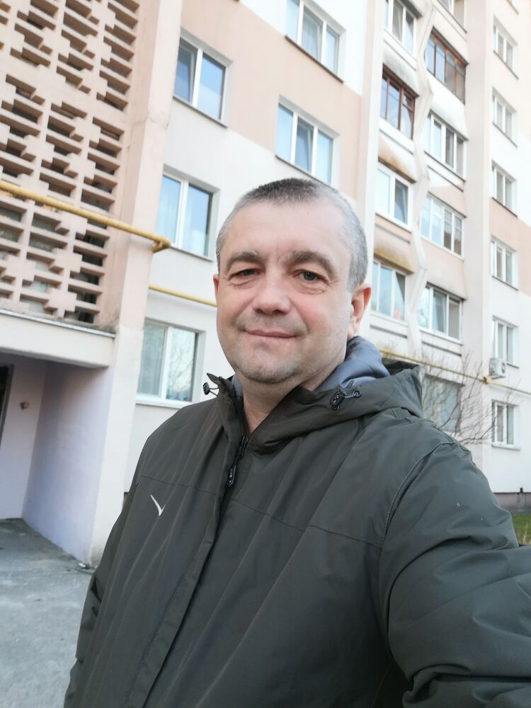  25710922  , 48 ,    
