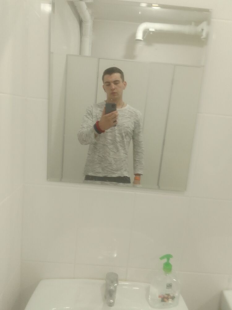  33939232  , 21 ,    