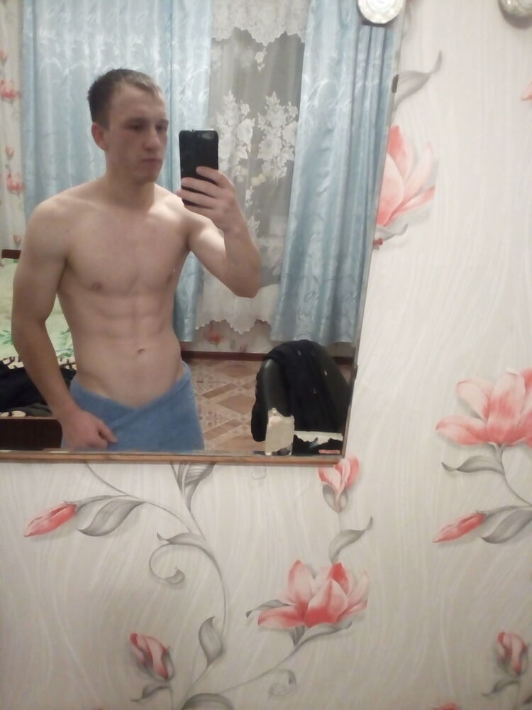  ,   Maksim, 30 ,   