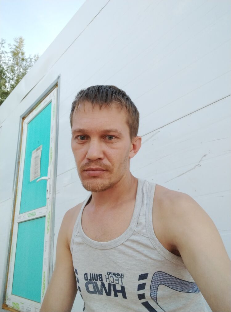  29904172  Sergey, 39 ,    