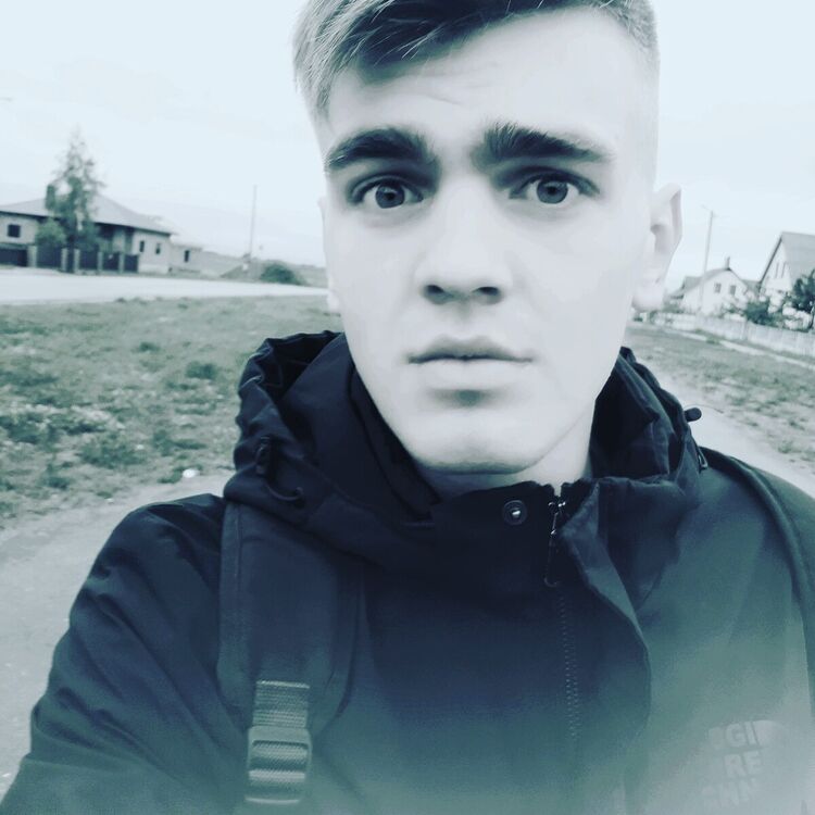  ,   Viktor, 26 ,   ,   , c 