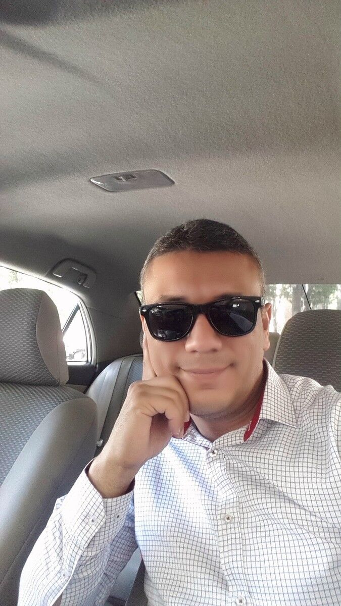  ,   Farruh, 40 ,   ,   , c 