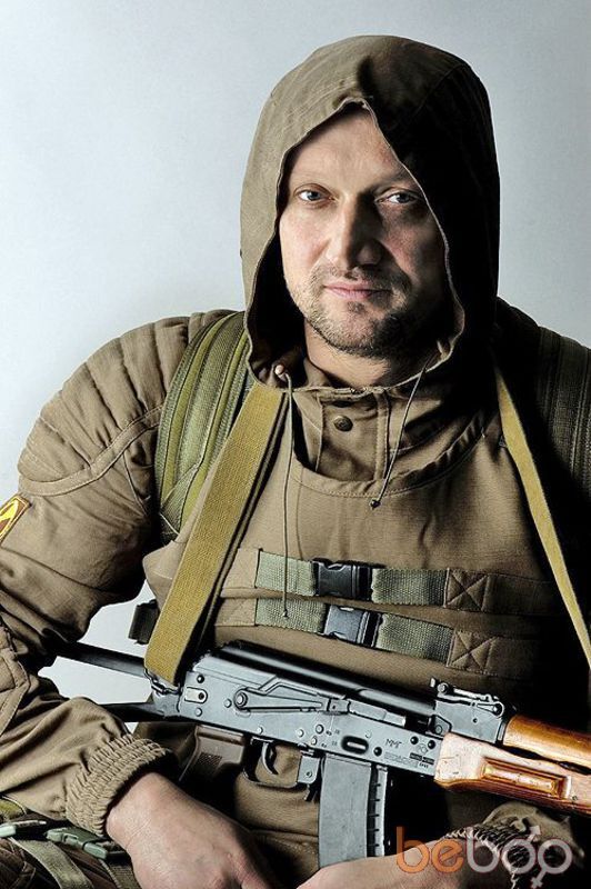  140432  Borland, 46 ,    