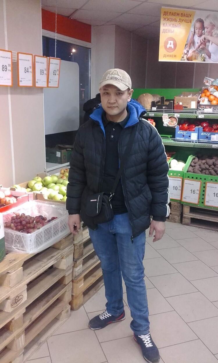  39347502  Rahimjon, 44 ,    