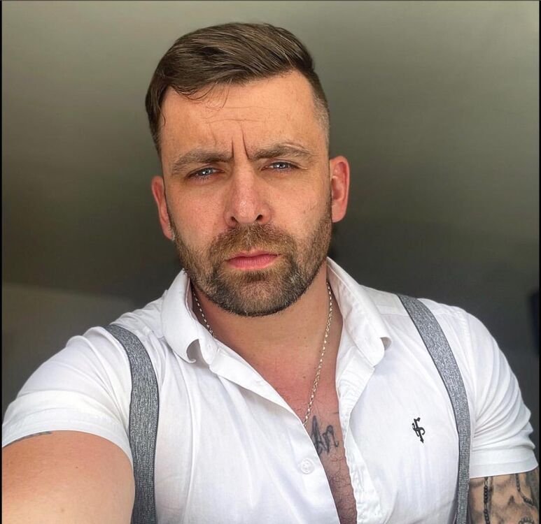  50358792  Ben, 50 ,    