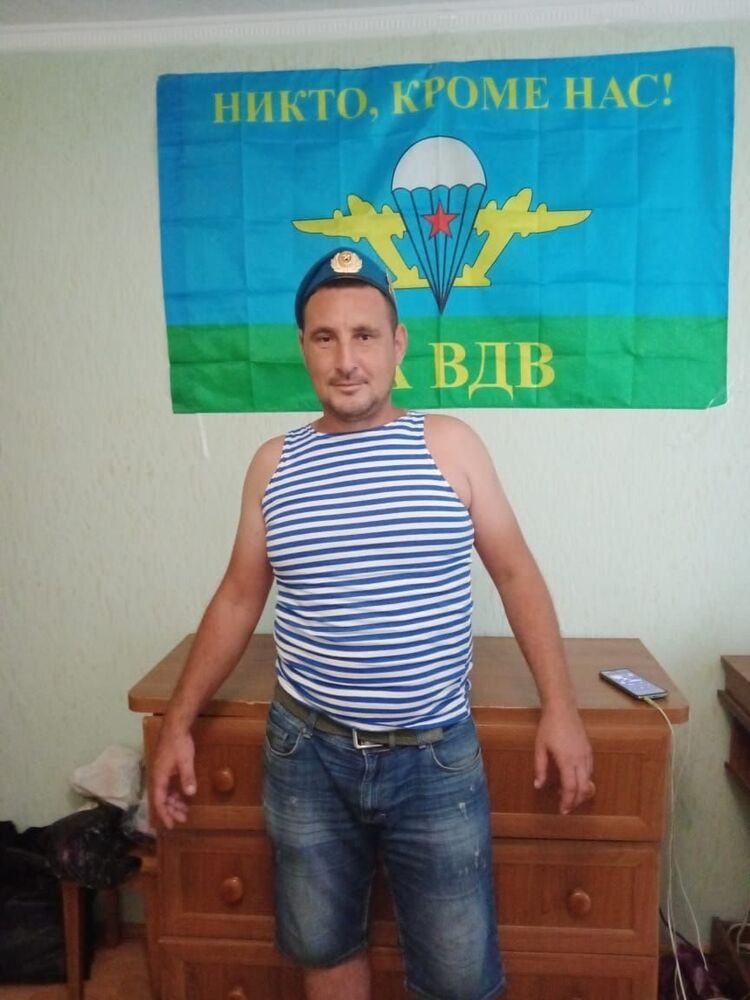  40906622  , 34 ,    
