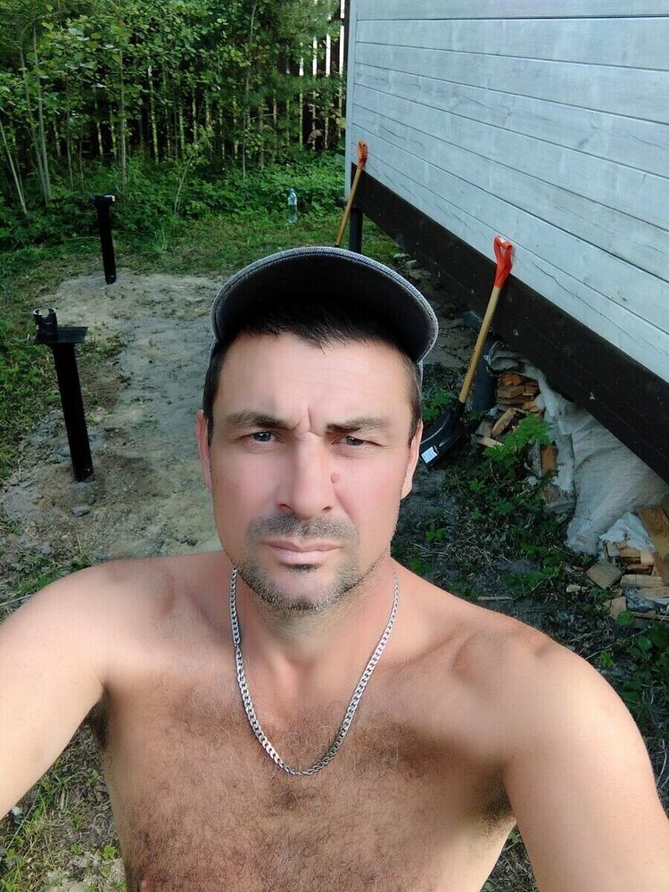  21052452  , 53 ,    