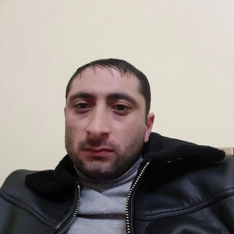  47080652  Armen, 25 ,    