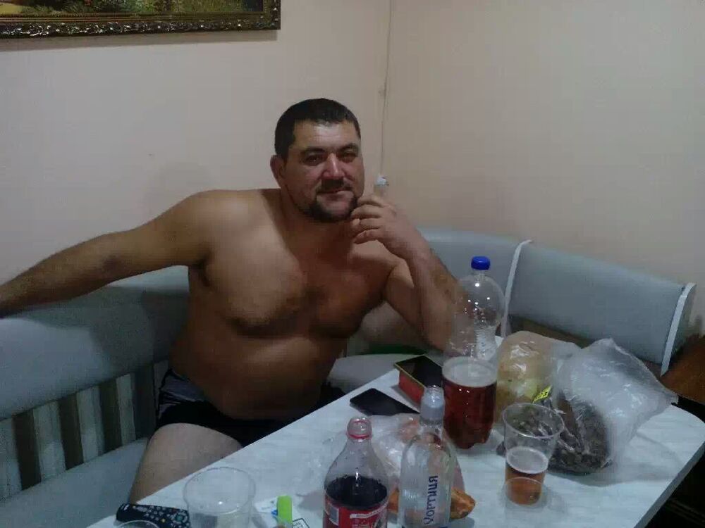  10572232  , 46 ,    