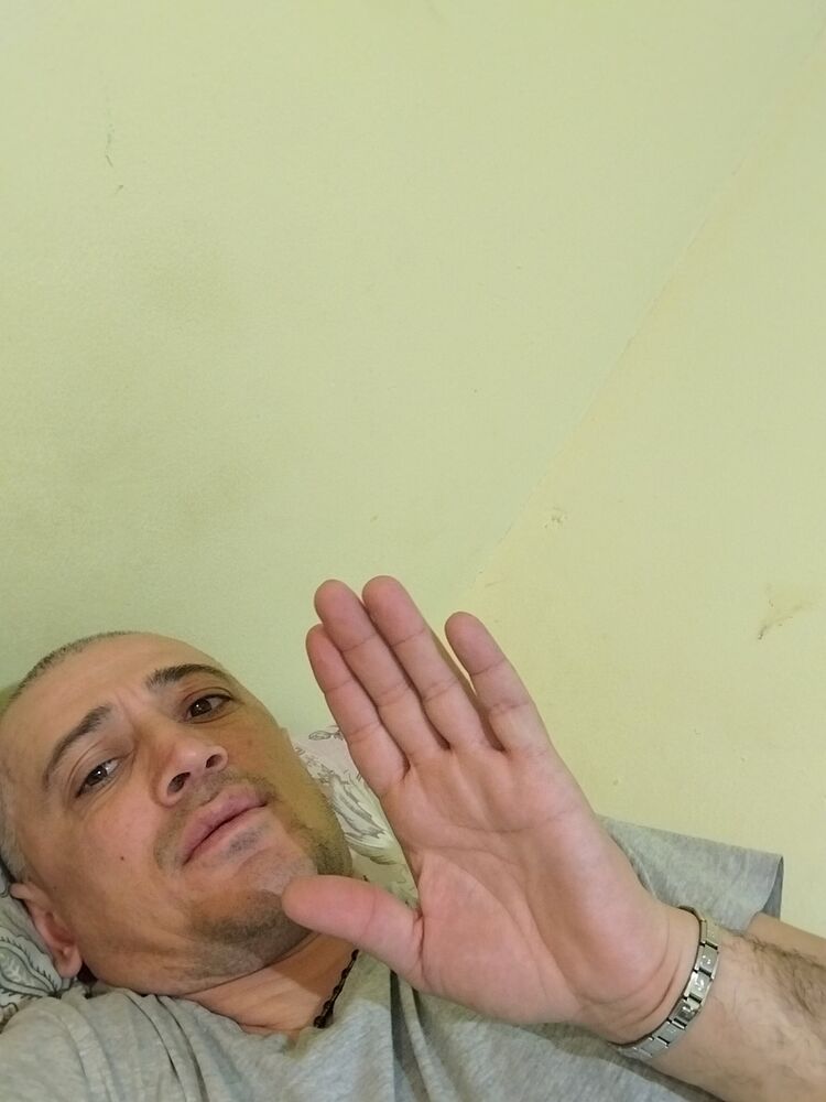  40323882  , 45 ,    