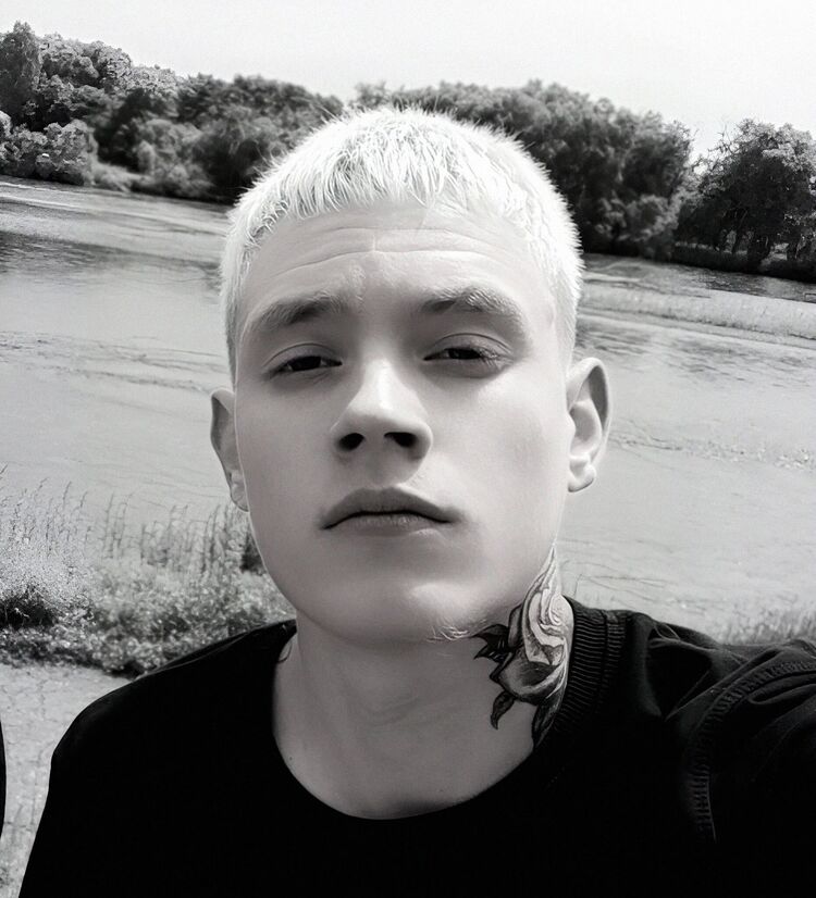  ,   Nikolay, 20 ,   ,   