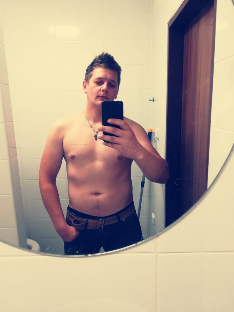  28595142  , 30 ,    
