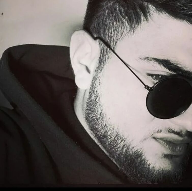  ,   Dima, 26 ,   ,   