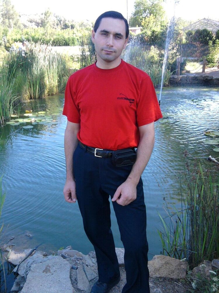  ,   Sergiu, 46 ,   ,   , c 