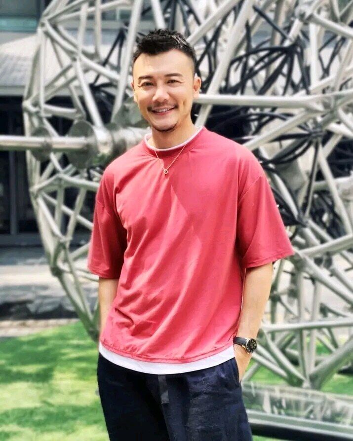 ���� 40138052 ������� John Richard, 50 ���, ���� ���������� � Roden